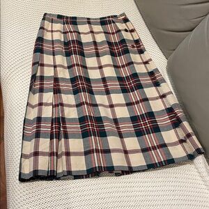Vintage Aljean of canada wool
skirt ladies size S